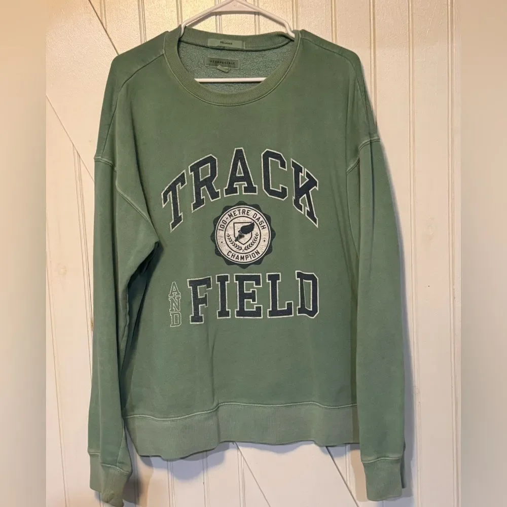 Aeropostale Oversized Track and Field Crewneck M